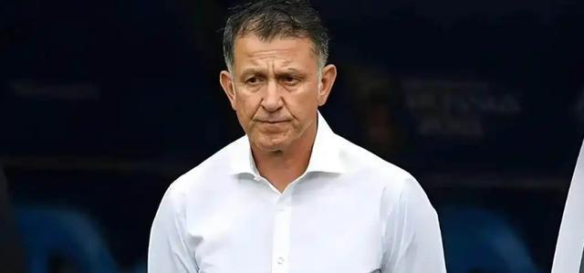 李慧, 看似加价实, 城当过教练